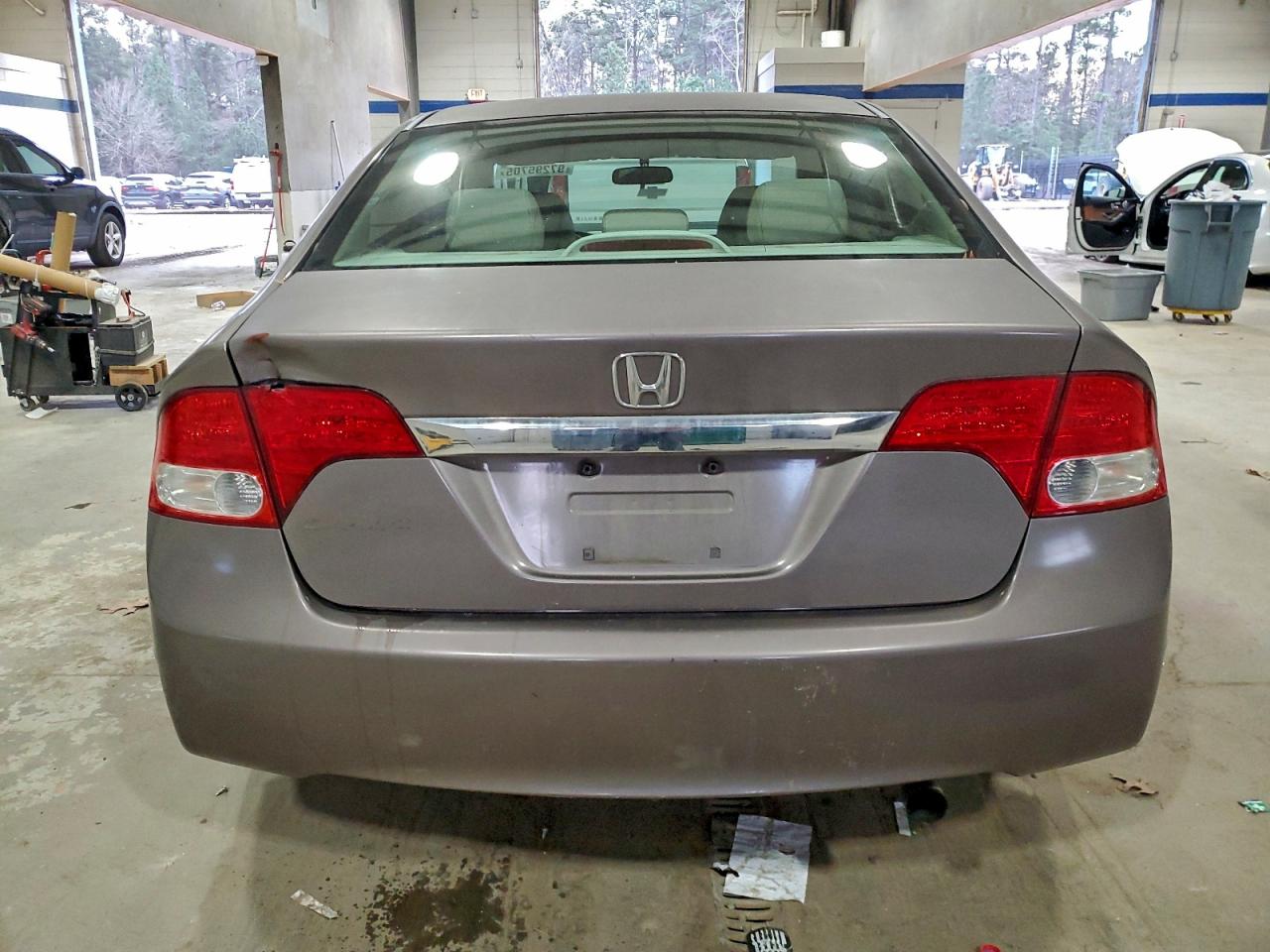 2010 HONDA CIVIC EXL photo 16