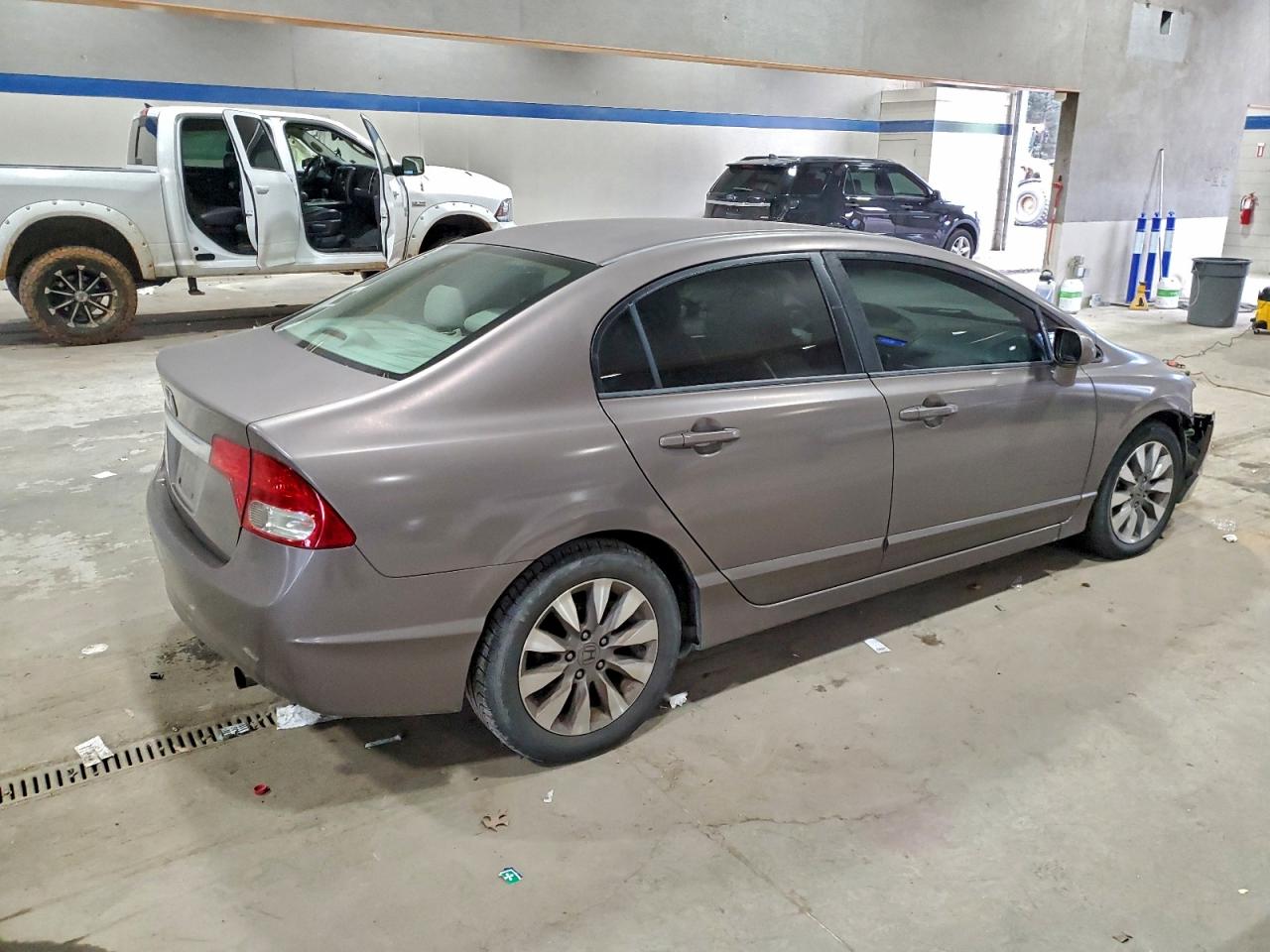 2010 HONDA CIVIC EXL photo 7