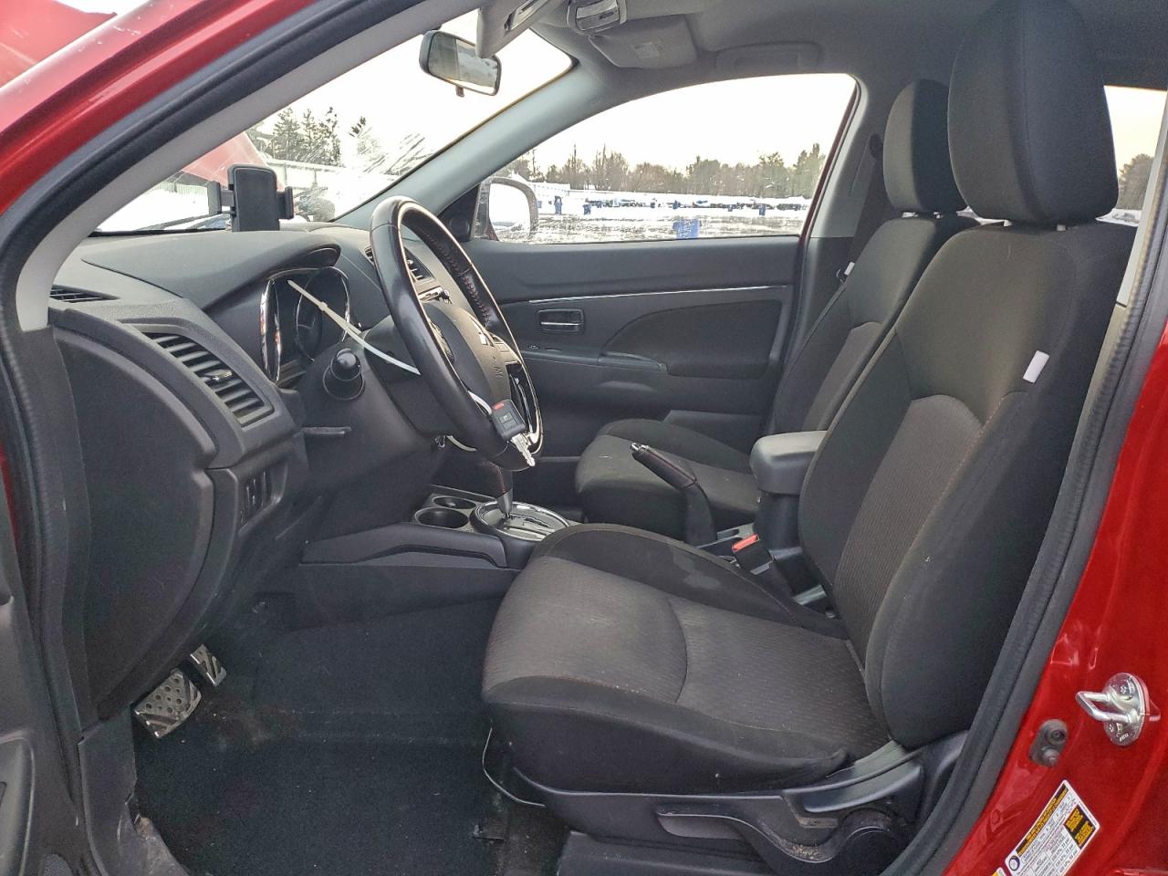 2017 MITSUBISHI OUTLANDER SPORT ES photo 13