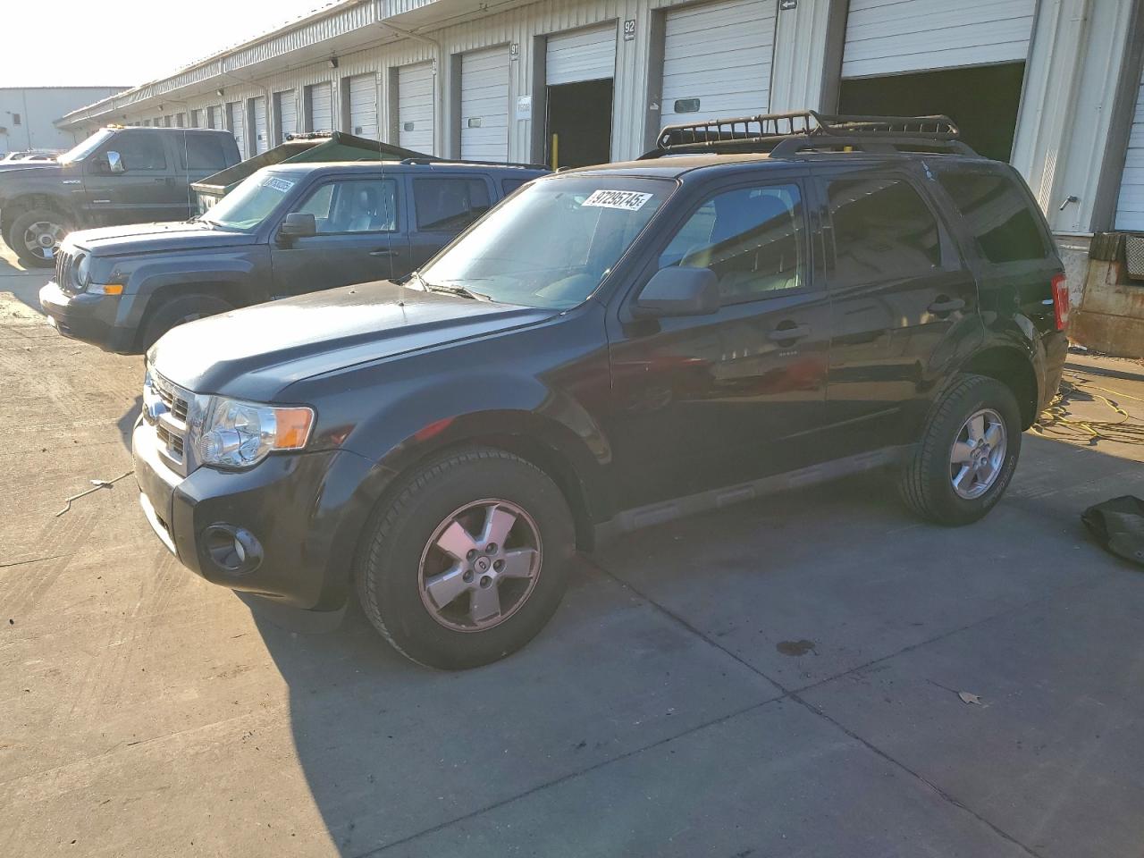 2011 FORD ESCAPE