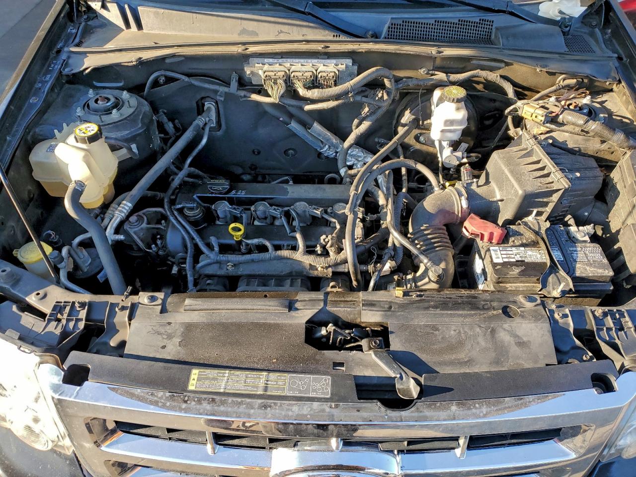 2011 FORD ESCAPE XLT photo 23