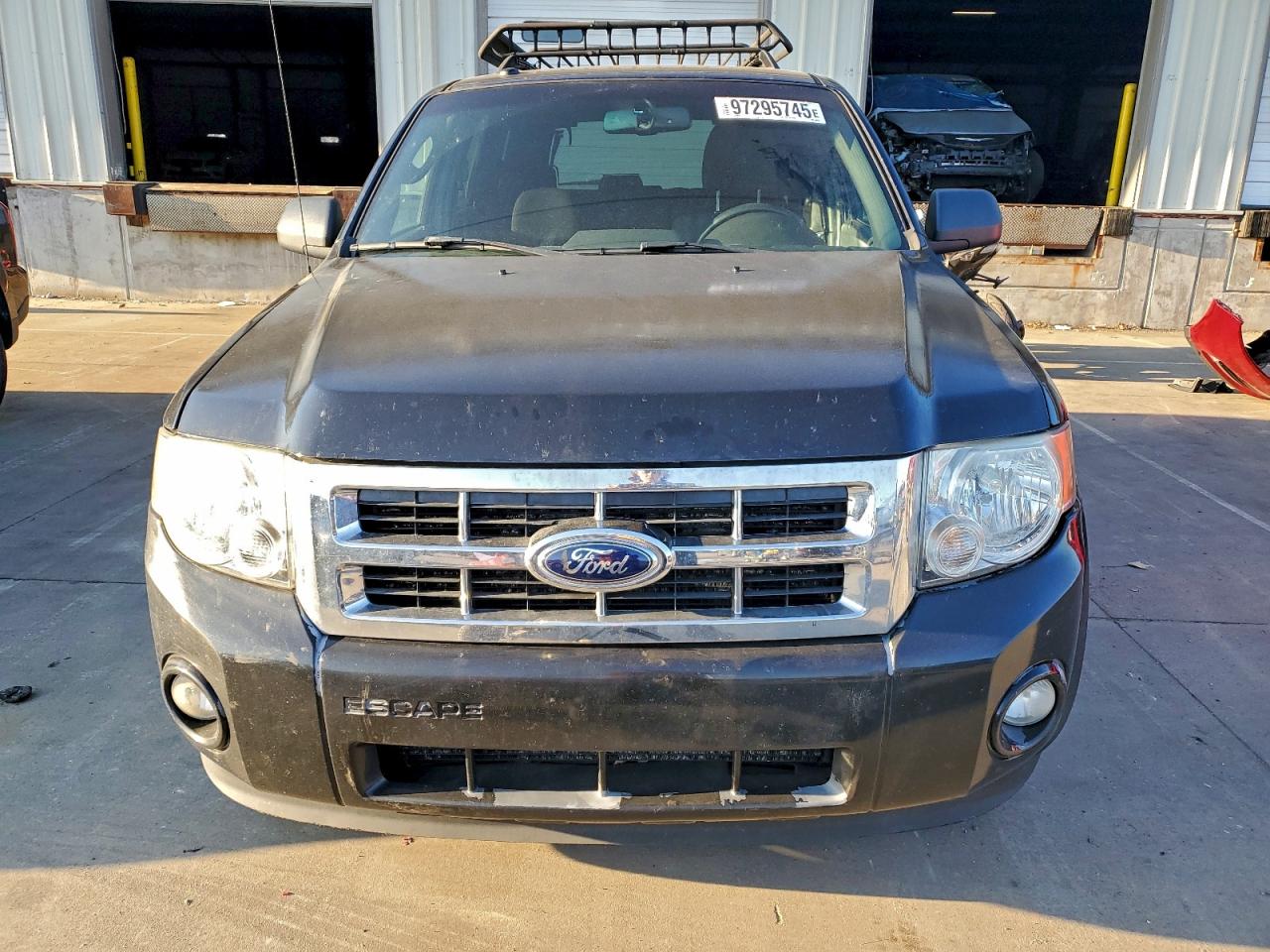 2011 FORD ESCAPE XLT photo 9