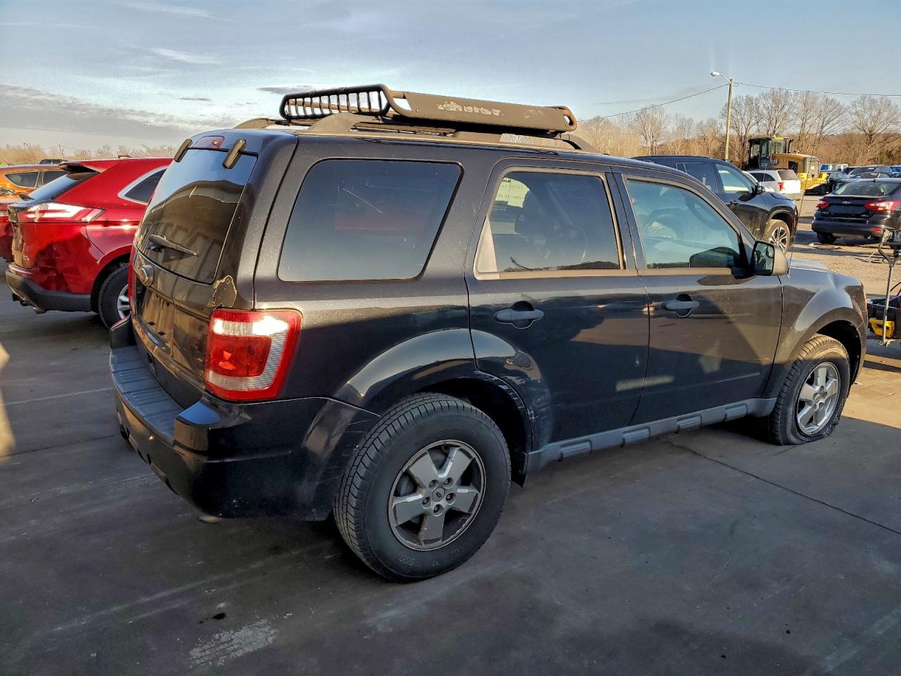2011 FORD ESCAPE XLT photo 5