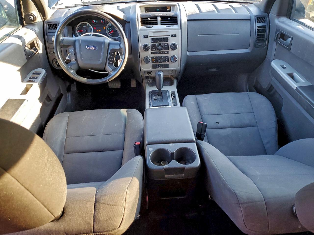 2011 FORD ESCAPE XLT photo 15
