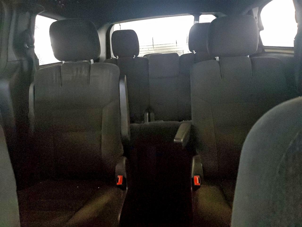 2015 DODGE GRAND CARAVAN SE photo 28