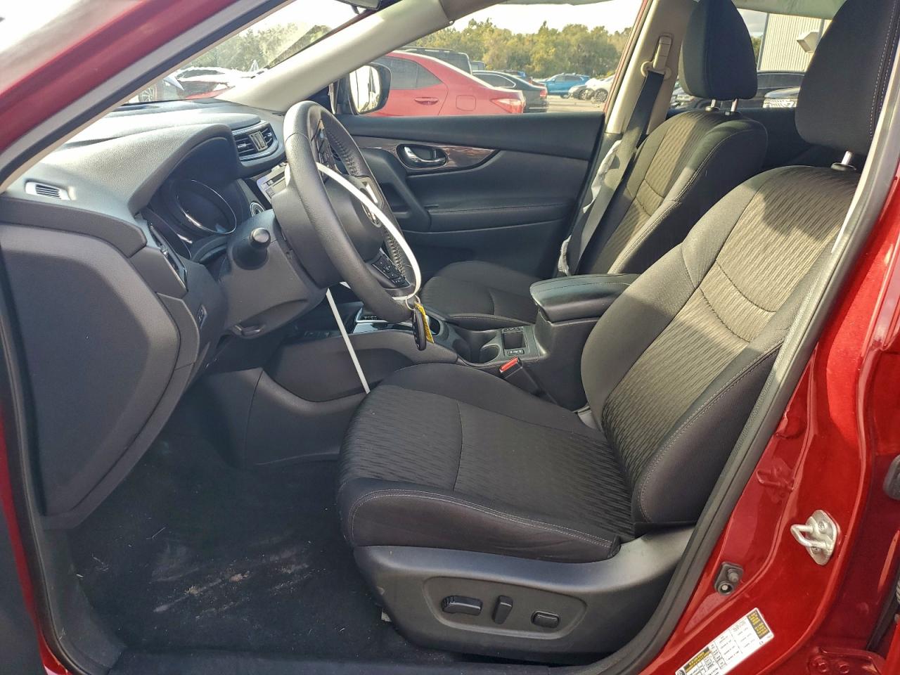 2019 NISSAN ROGUE S photo 7