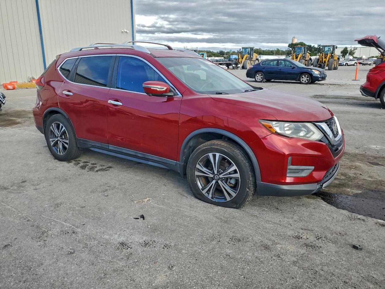 2019 NISSAN ROGUE S photo 4