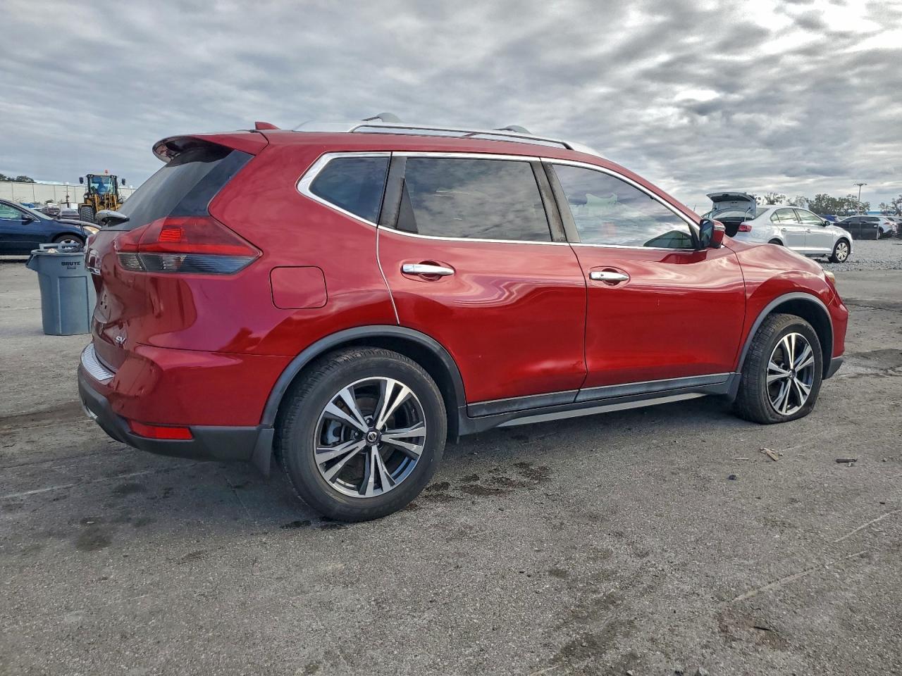 2019 NISSAN ROGUE S photo 3