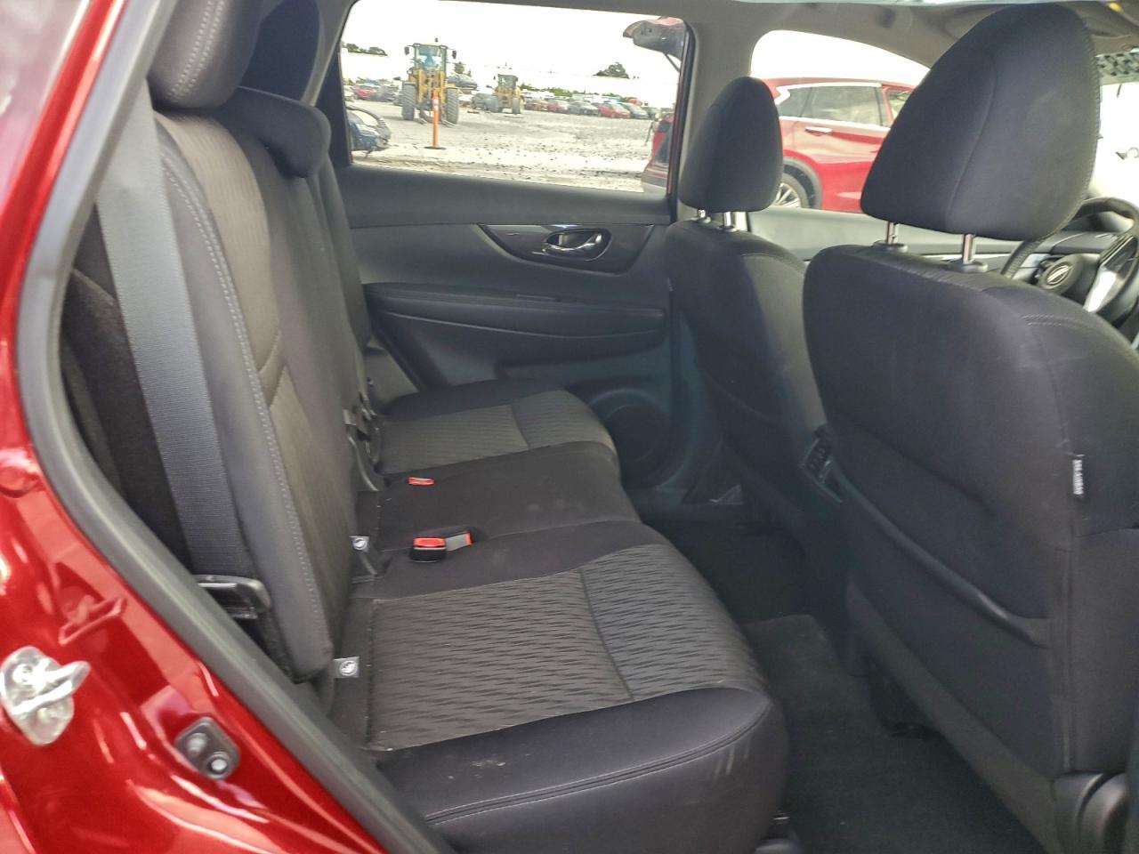 2019 NISSAN ROGUE S photo 11