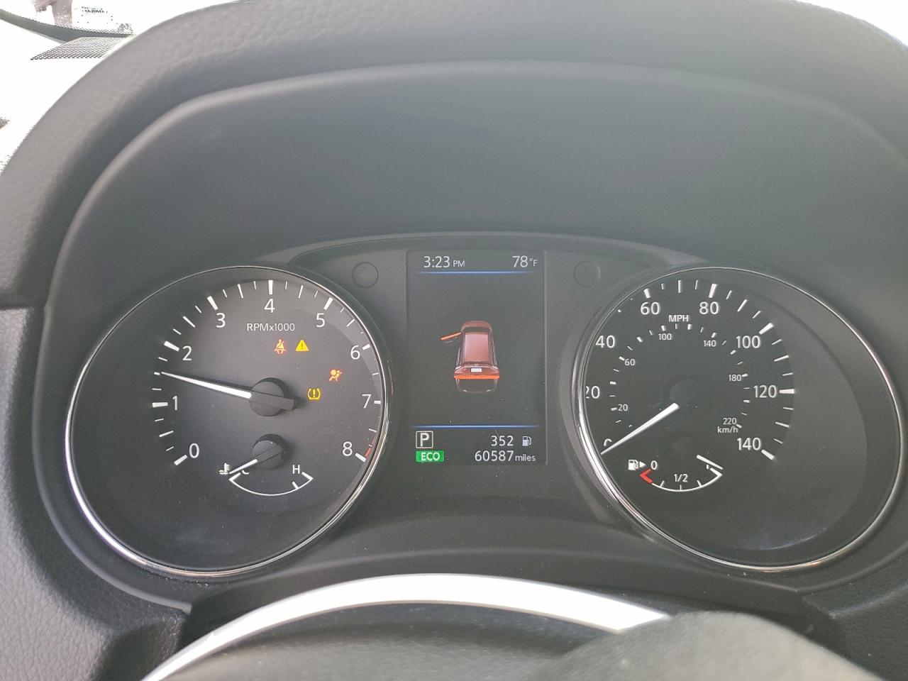 2019 NISSAN ROGUE S photo 9