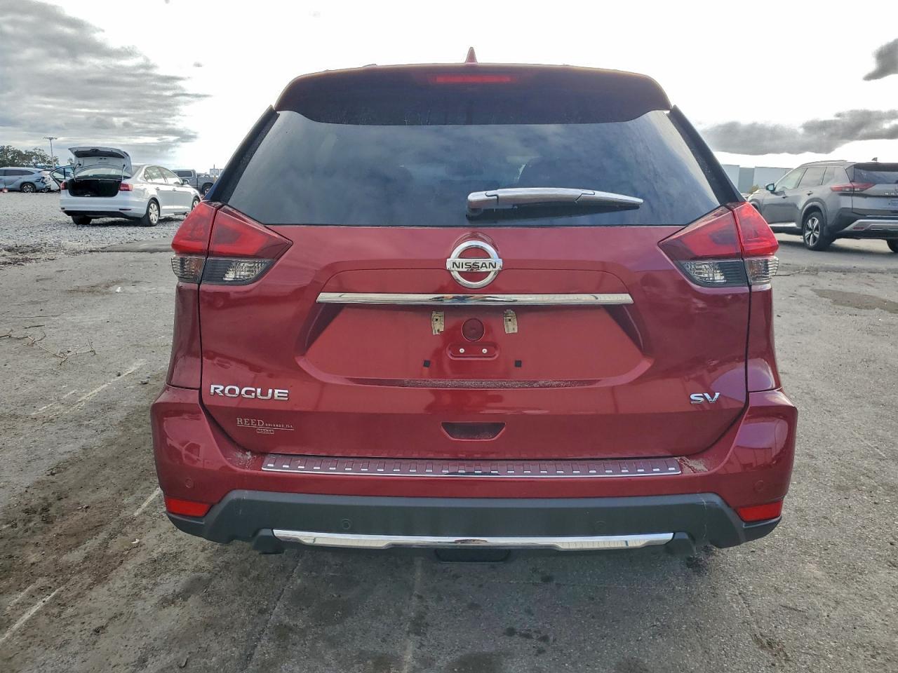 2019 NISSAN ROGUE S photo 6