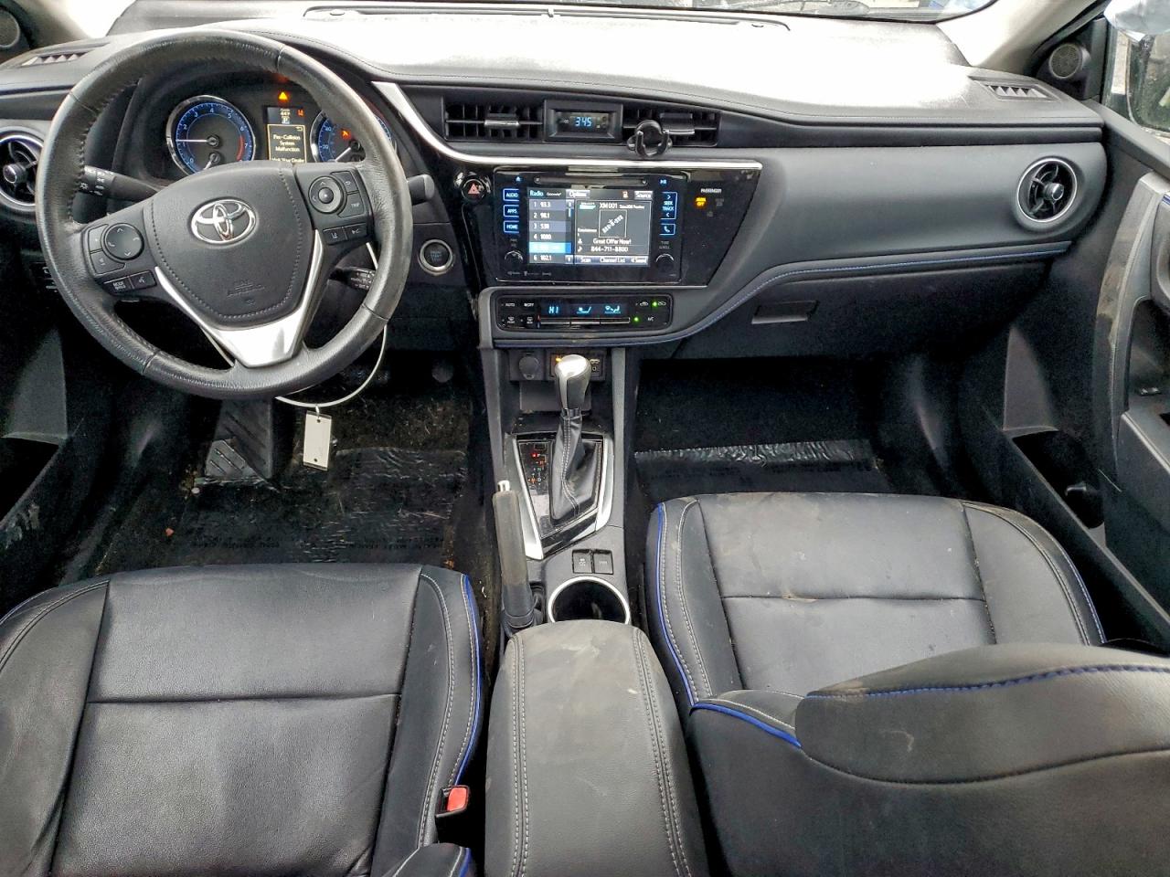2017 TOYOTA COROLLA L photo 8