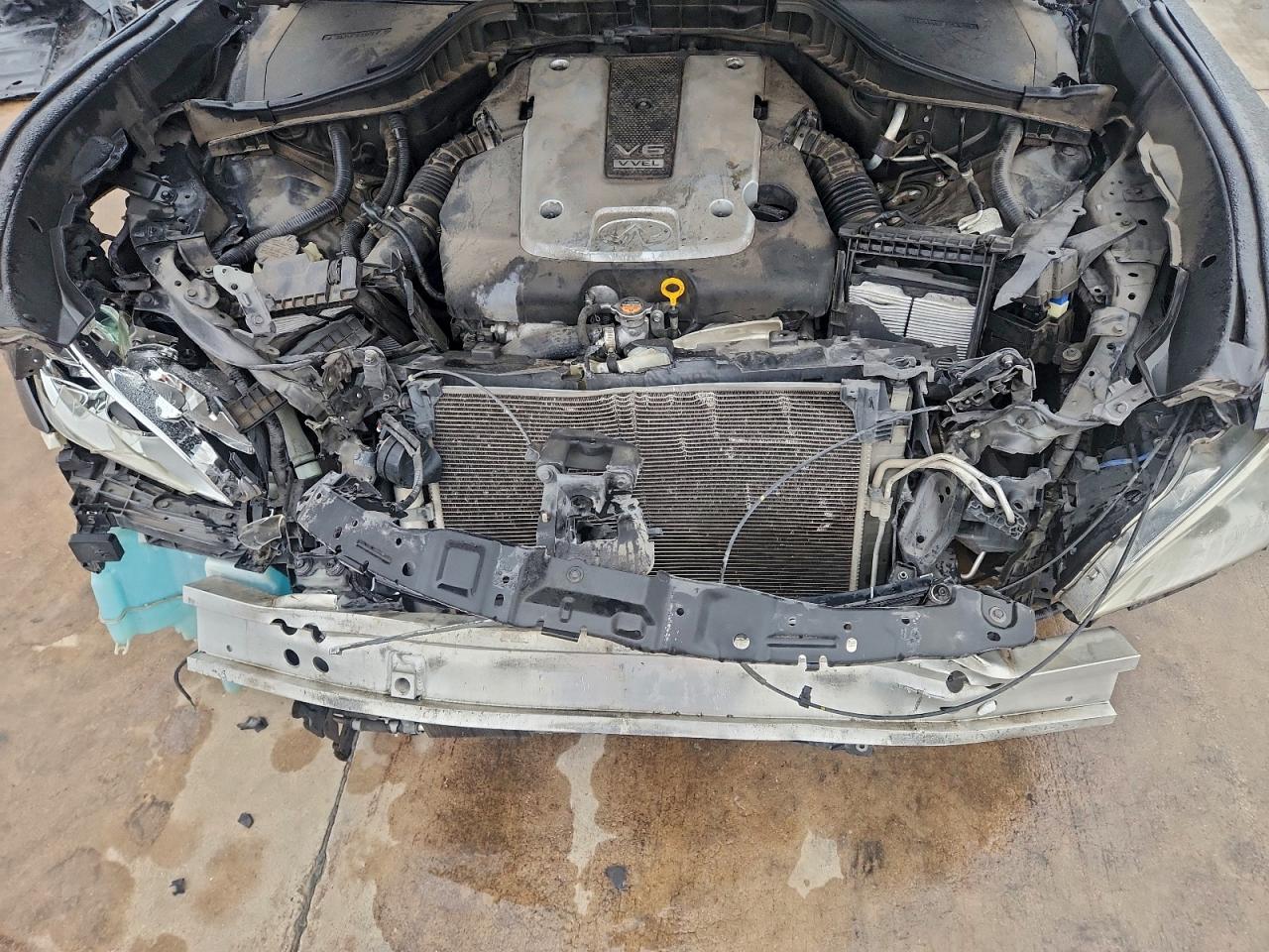 2012 INFINITI M37 photo 21