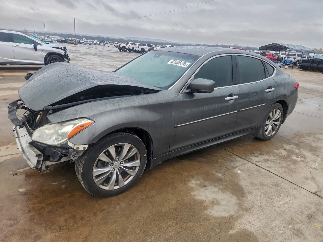 2012 INFINITI M37