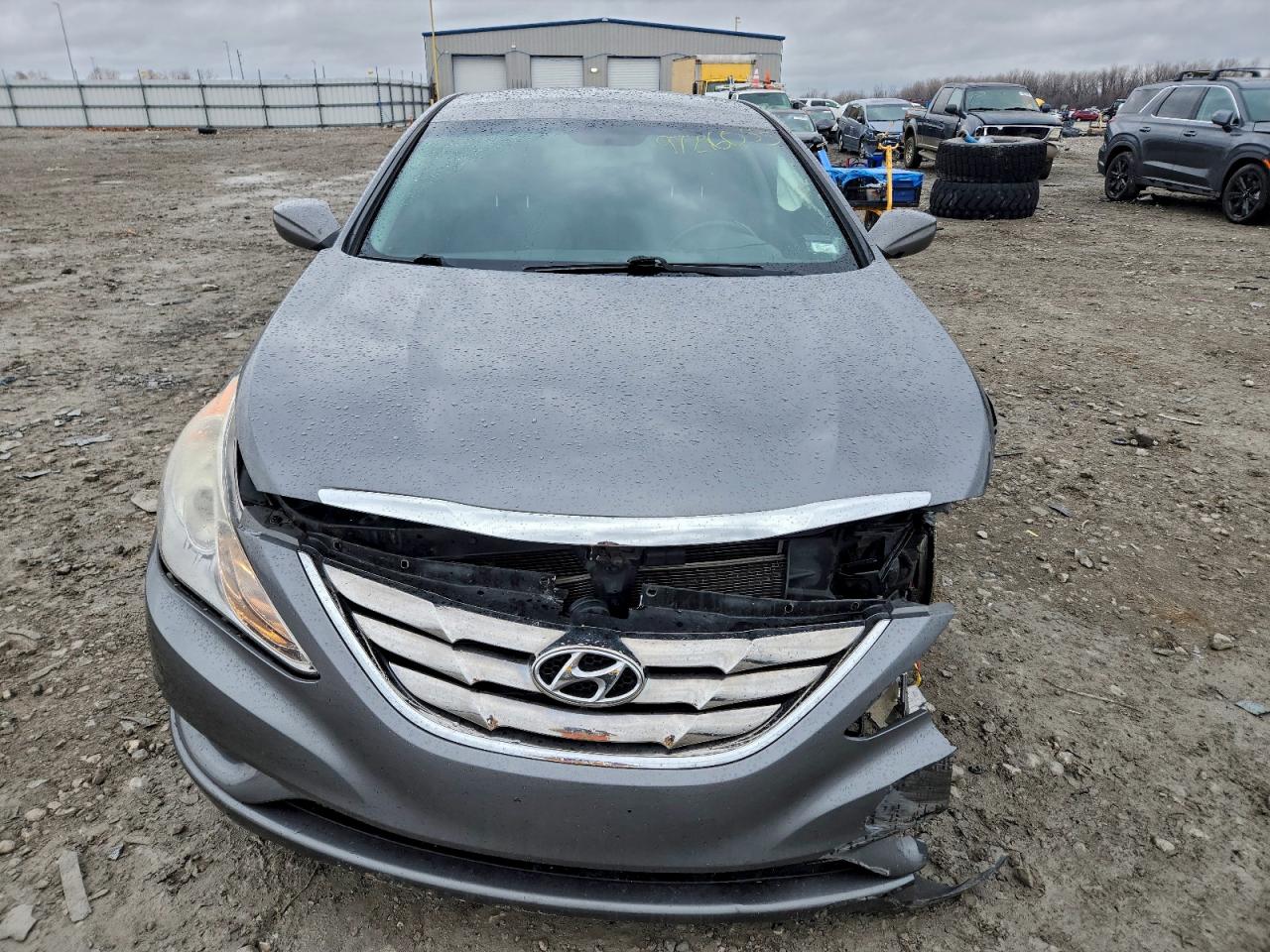 2013 HYUNDAI SONATA SE photo 5