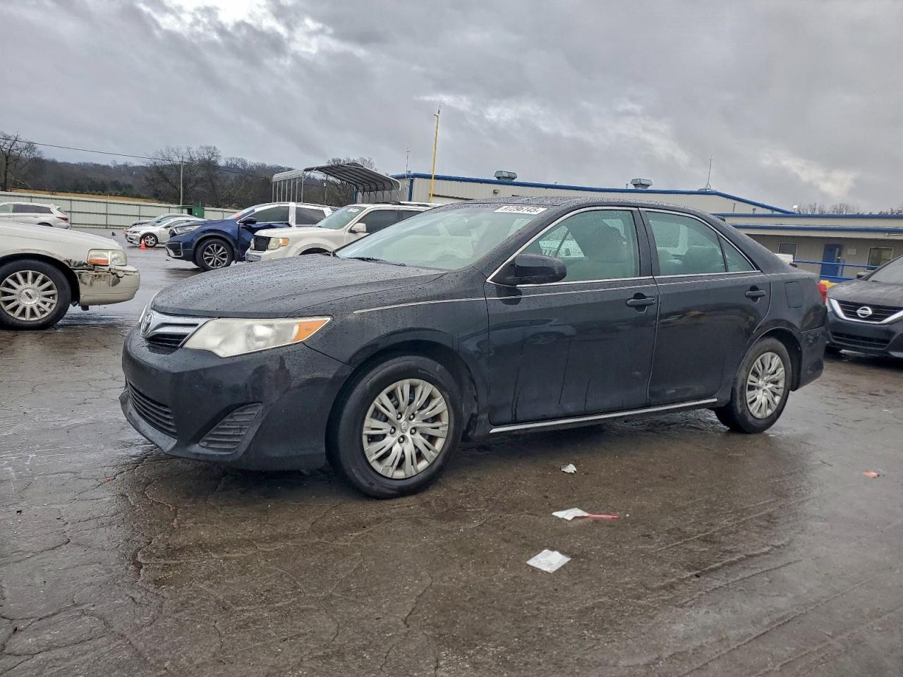 2014 TOYOTA CAMRY
