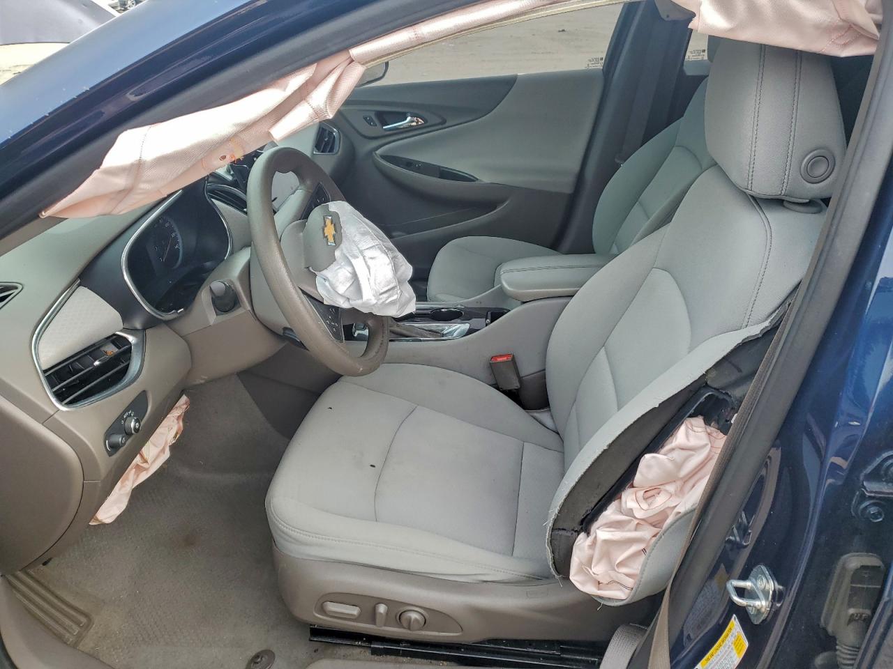 2020 CHEVROLET MALIBU LT photo 7
