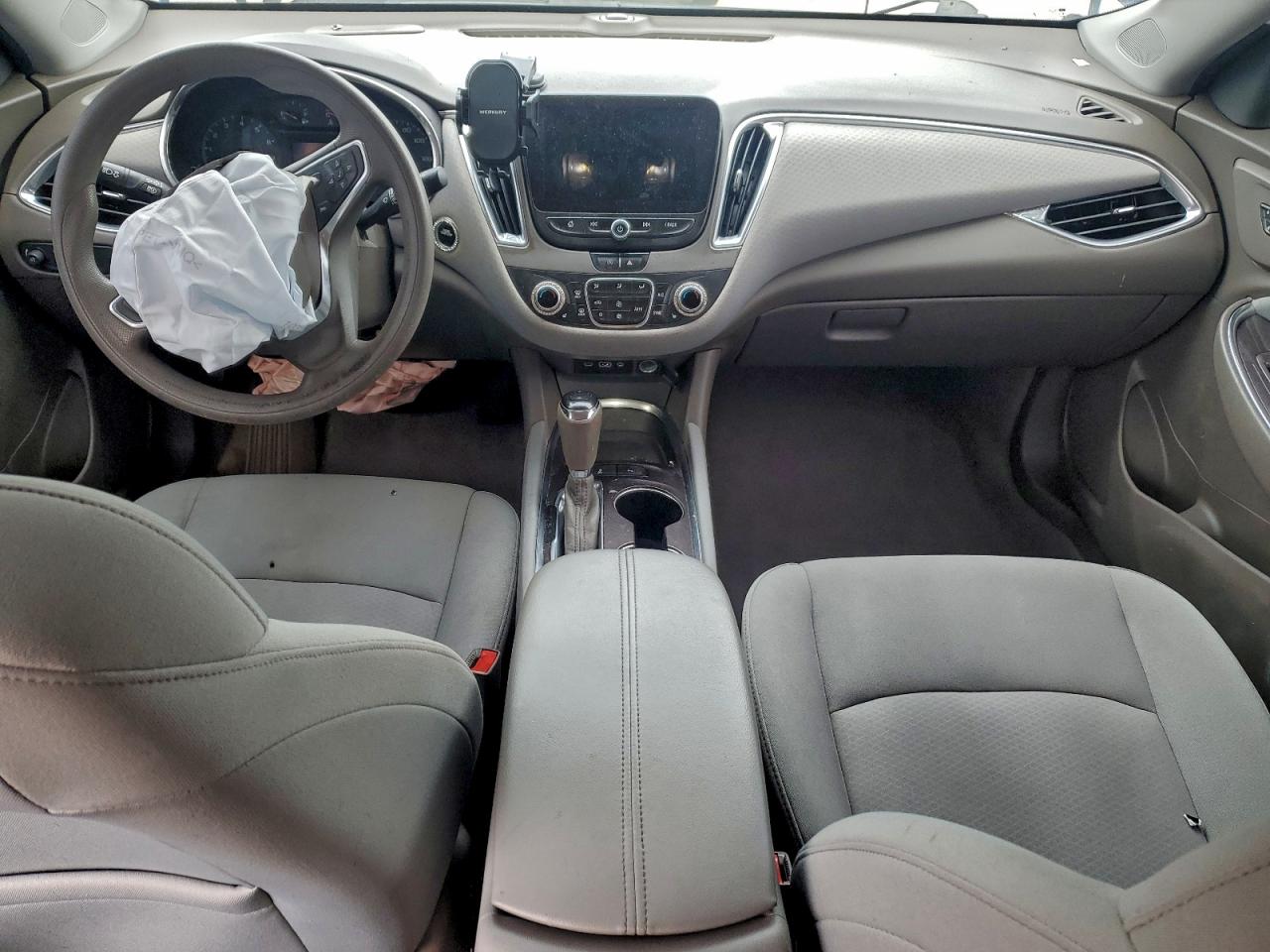2020 CHEVROLET MALIBU LT photo 8
