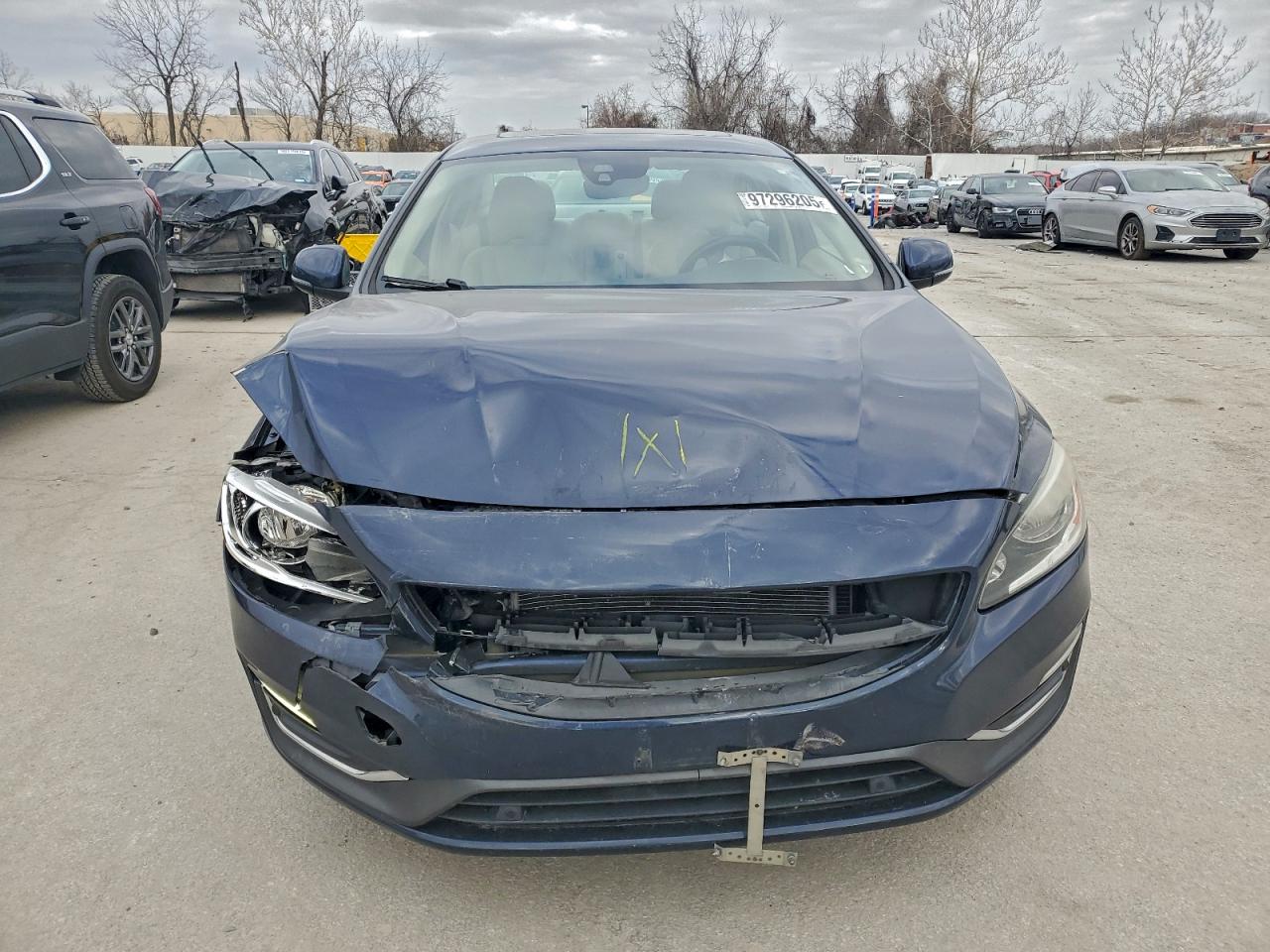 2015 VOLVO S60 PREMIER photo 5