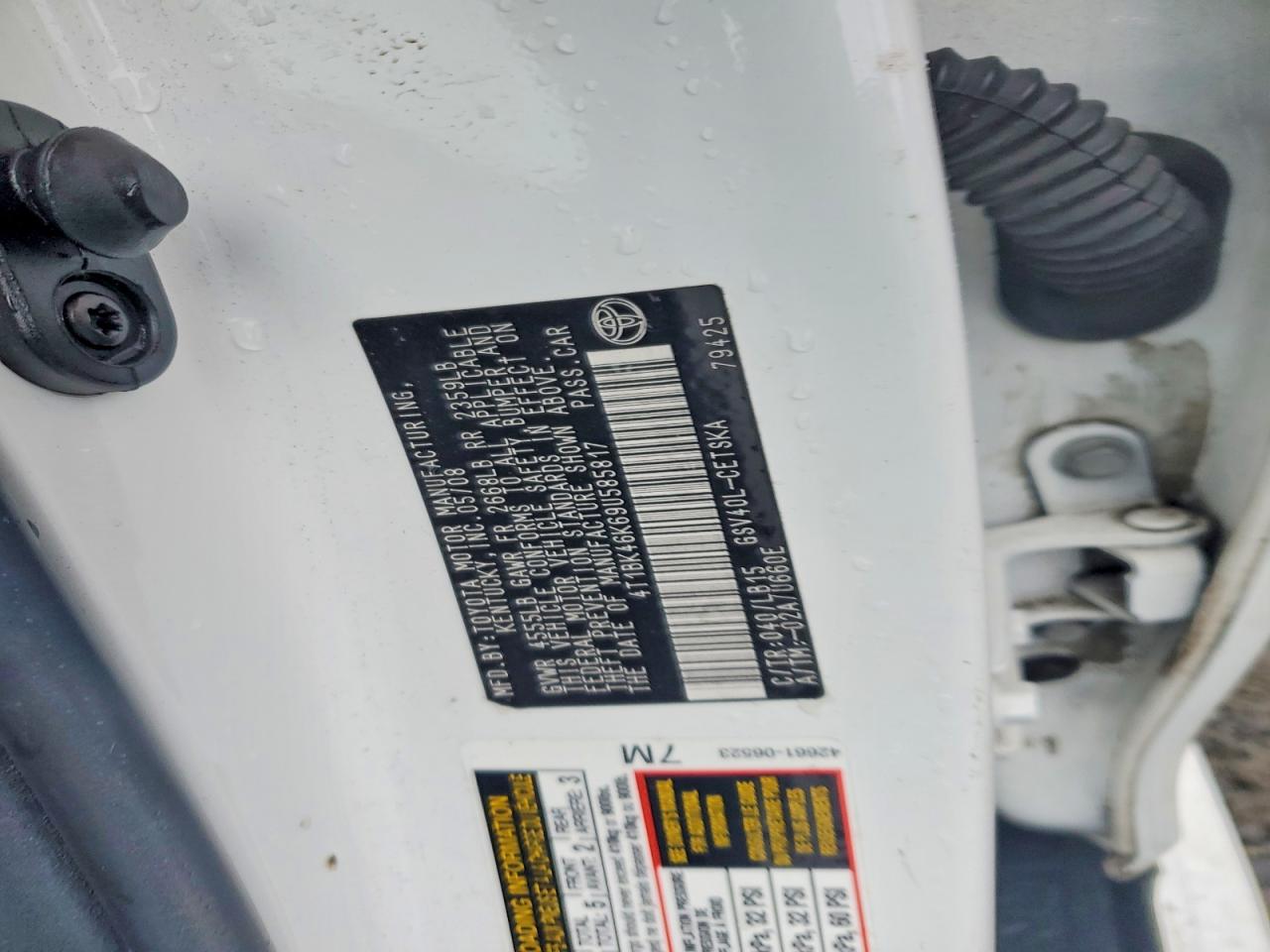 2009 TOYOTA CAMRY SE photo 12