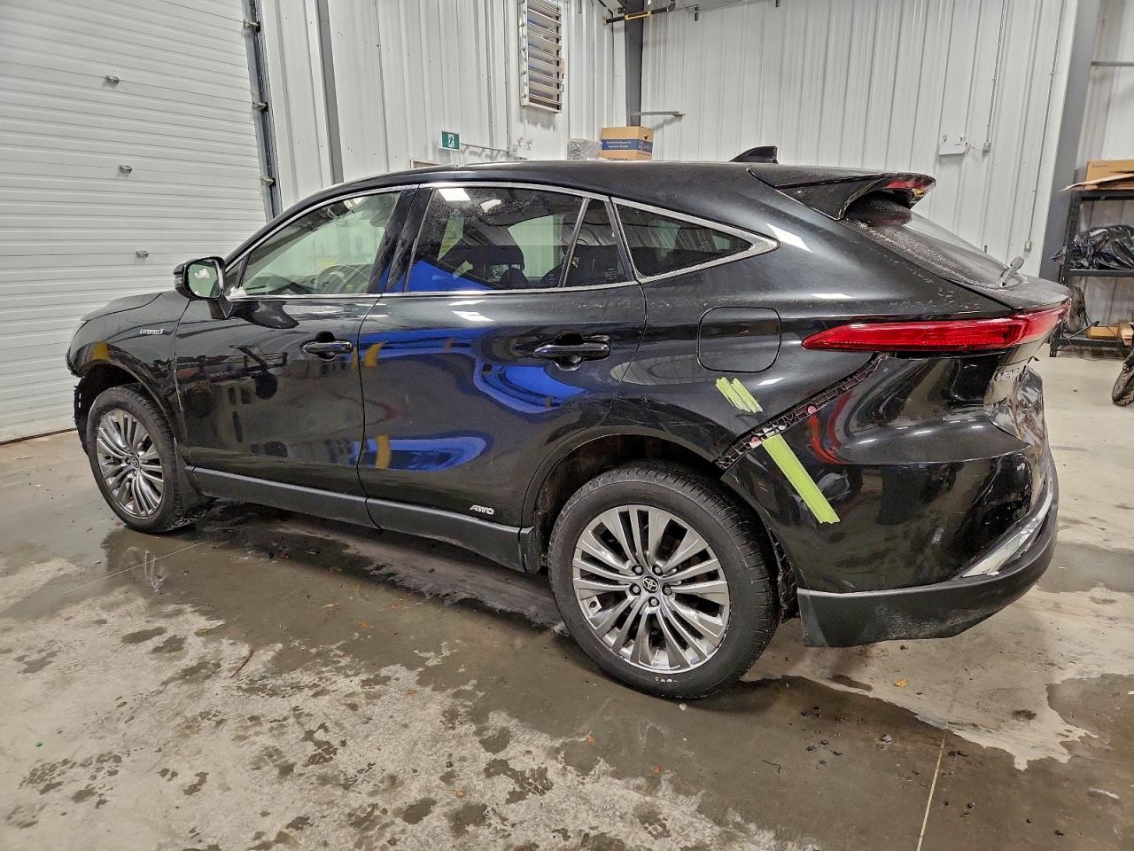 2021 TOYOTA VENZA LE photo 2