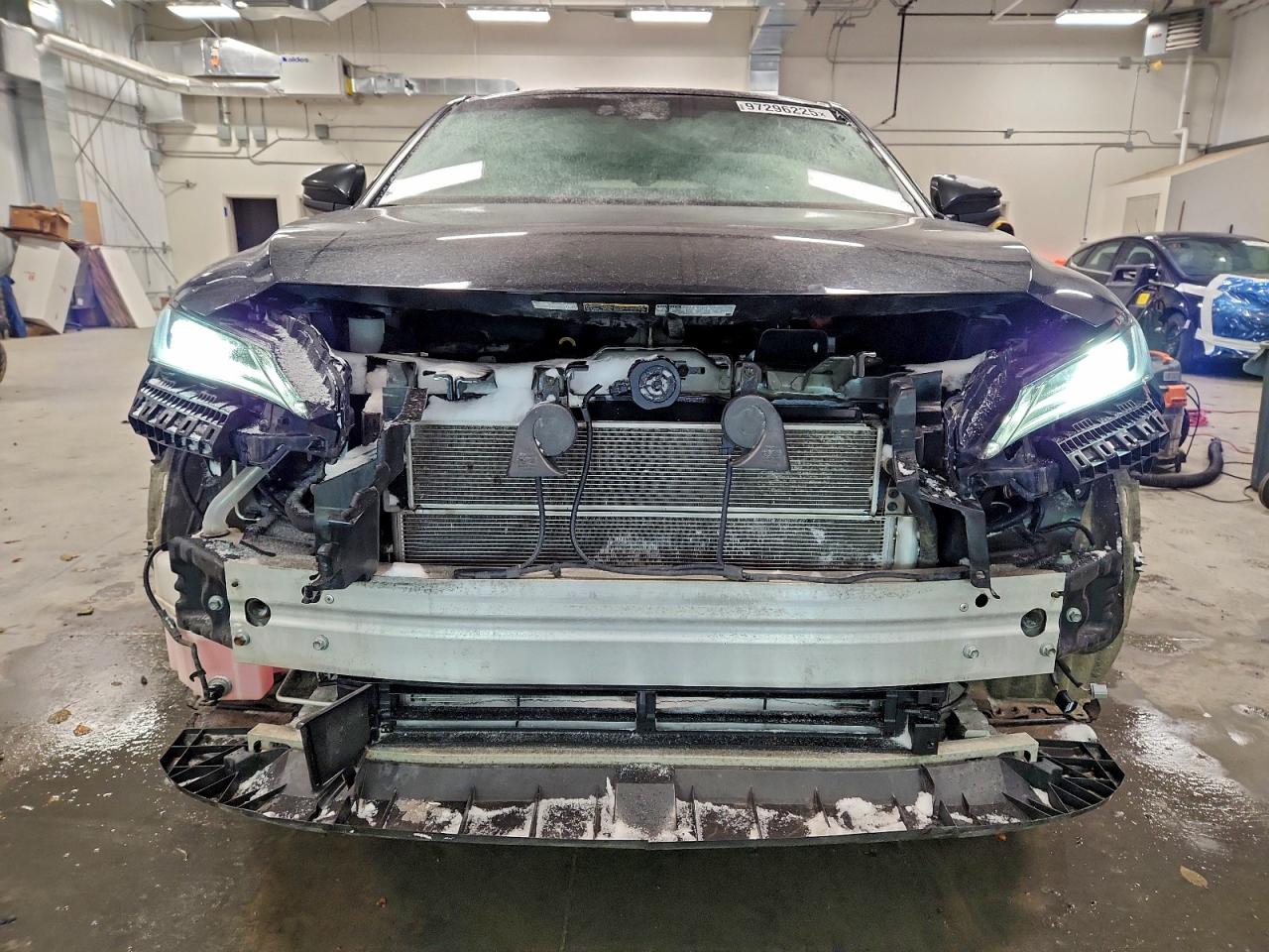 2021 TOYOTA VENZA LE photo 5
