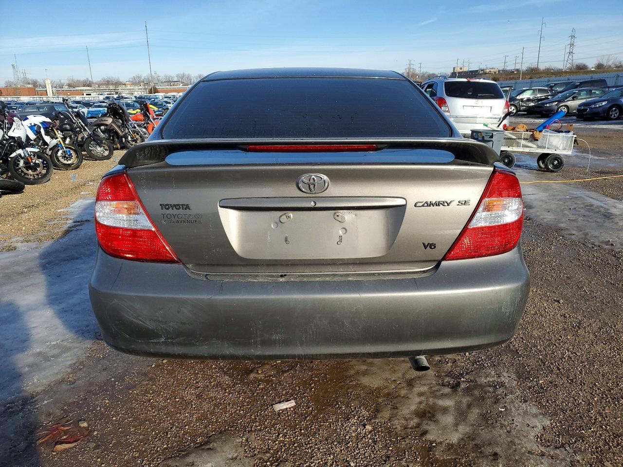 2003 TOYOTA CAMRY XLE V6 photo 6