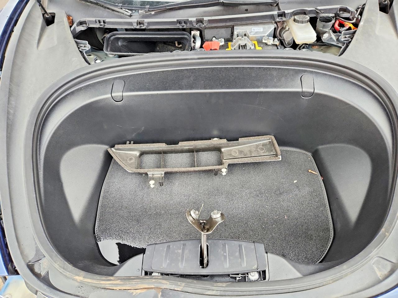2018 TESLA MODEL 3 photo 31