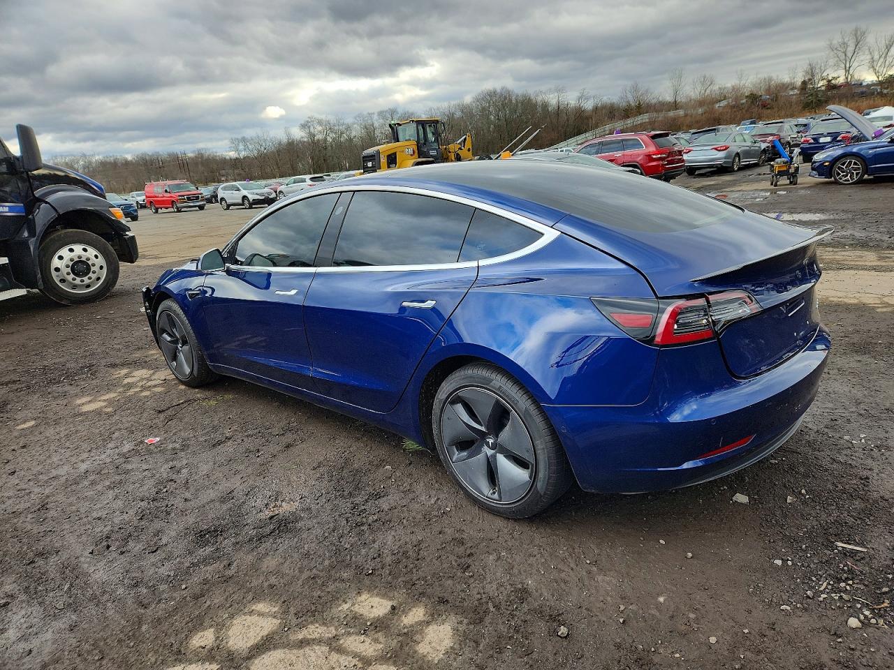2018 TESLA MODEL 3 photo 4