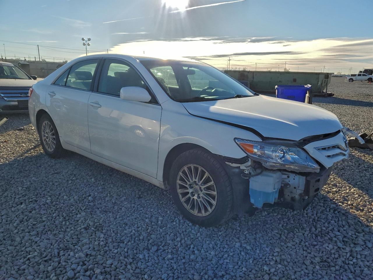 2010 TOYOTA CAMRY BASE photo 7
