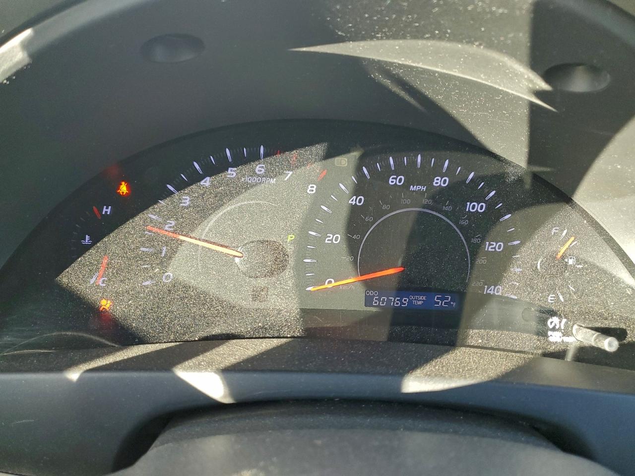 2010 TOYOTA CAMRY BASE photo 17