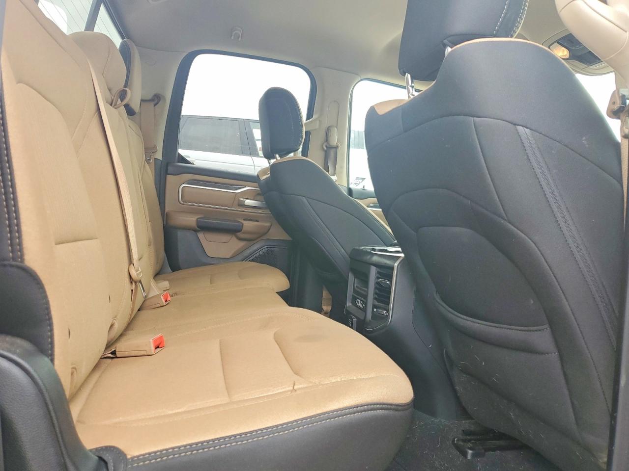 2019 RAM 1500 BIG HORN/LONE STAR photo 19