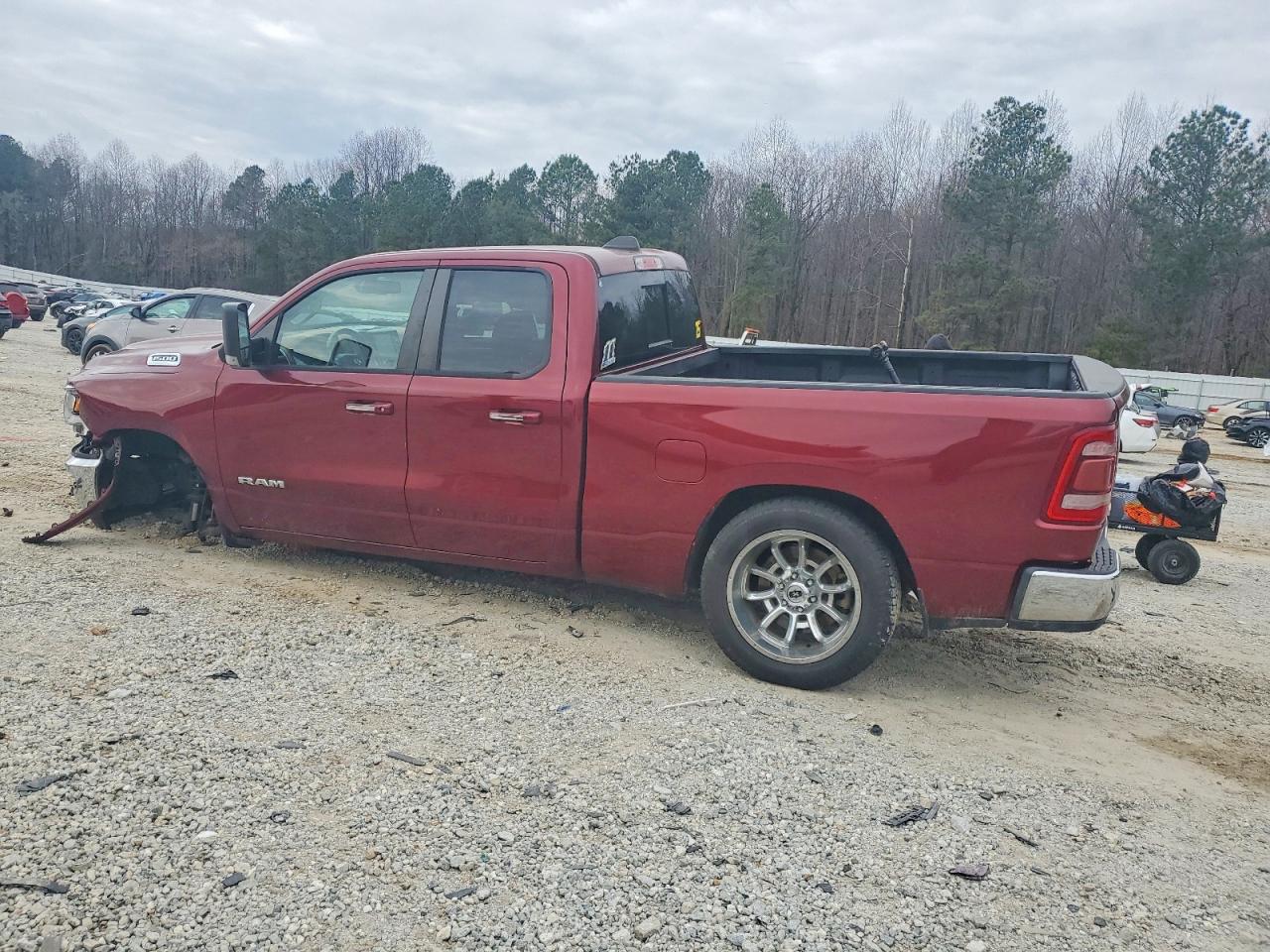 2019 RAM 1500 BIG HORN/LONE STAR photo 3