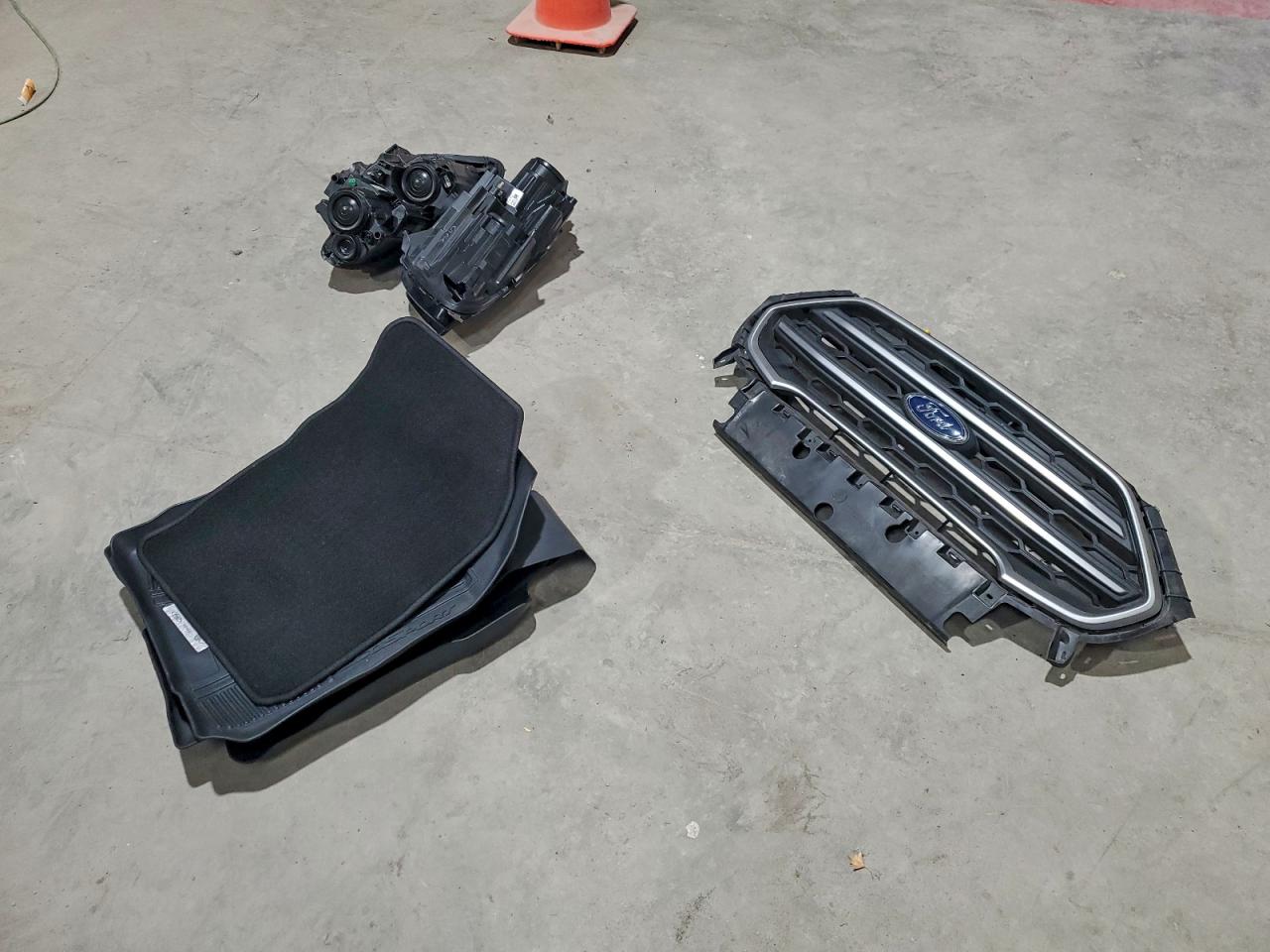 2021 FORD ECOSPORT SE photo 25