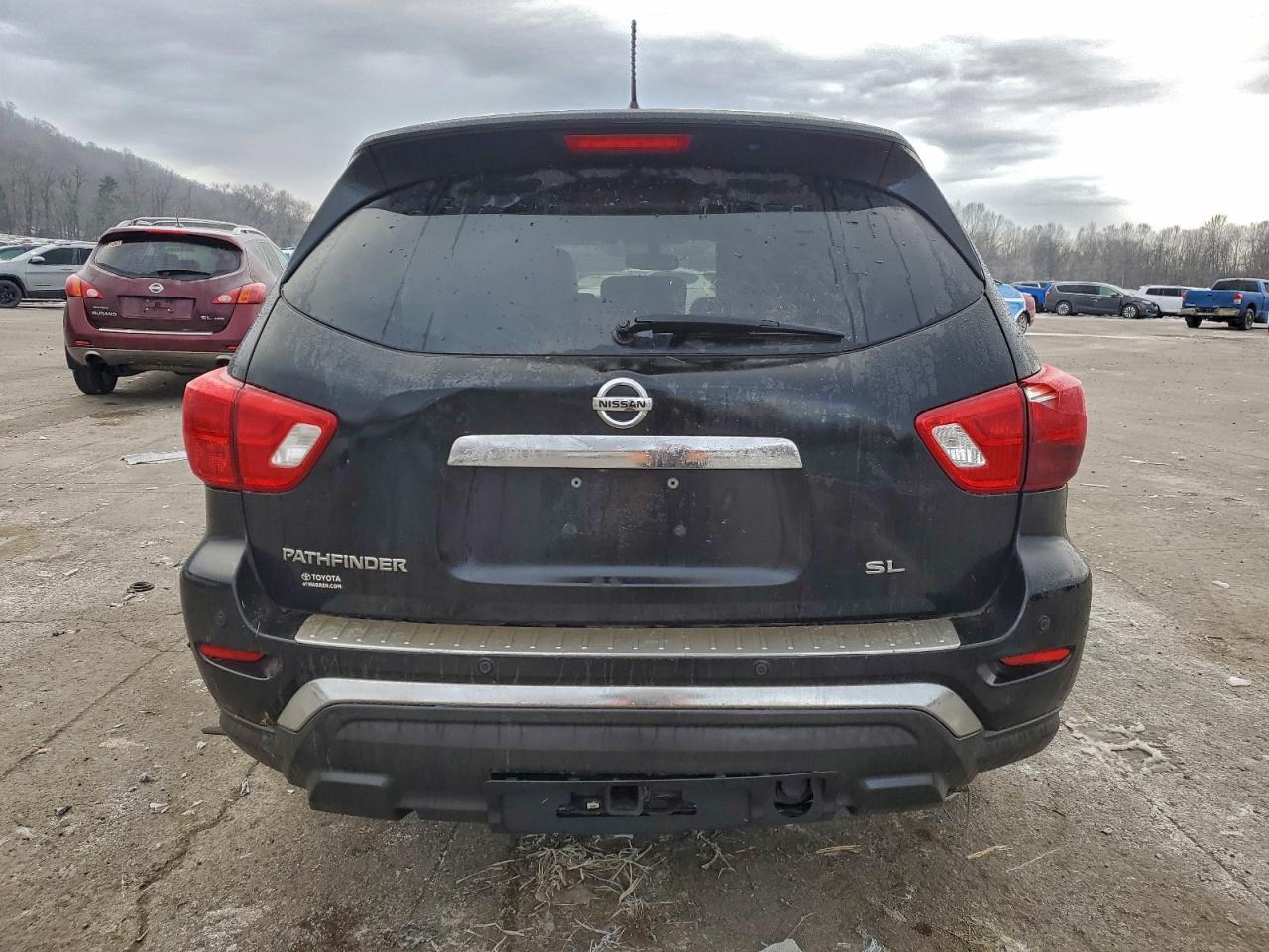2017 NISSAN PATHFINDER S photo 6