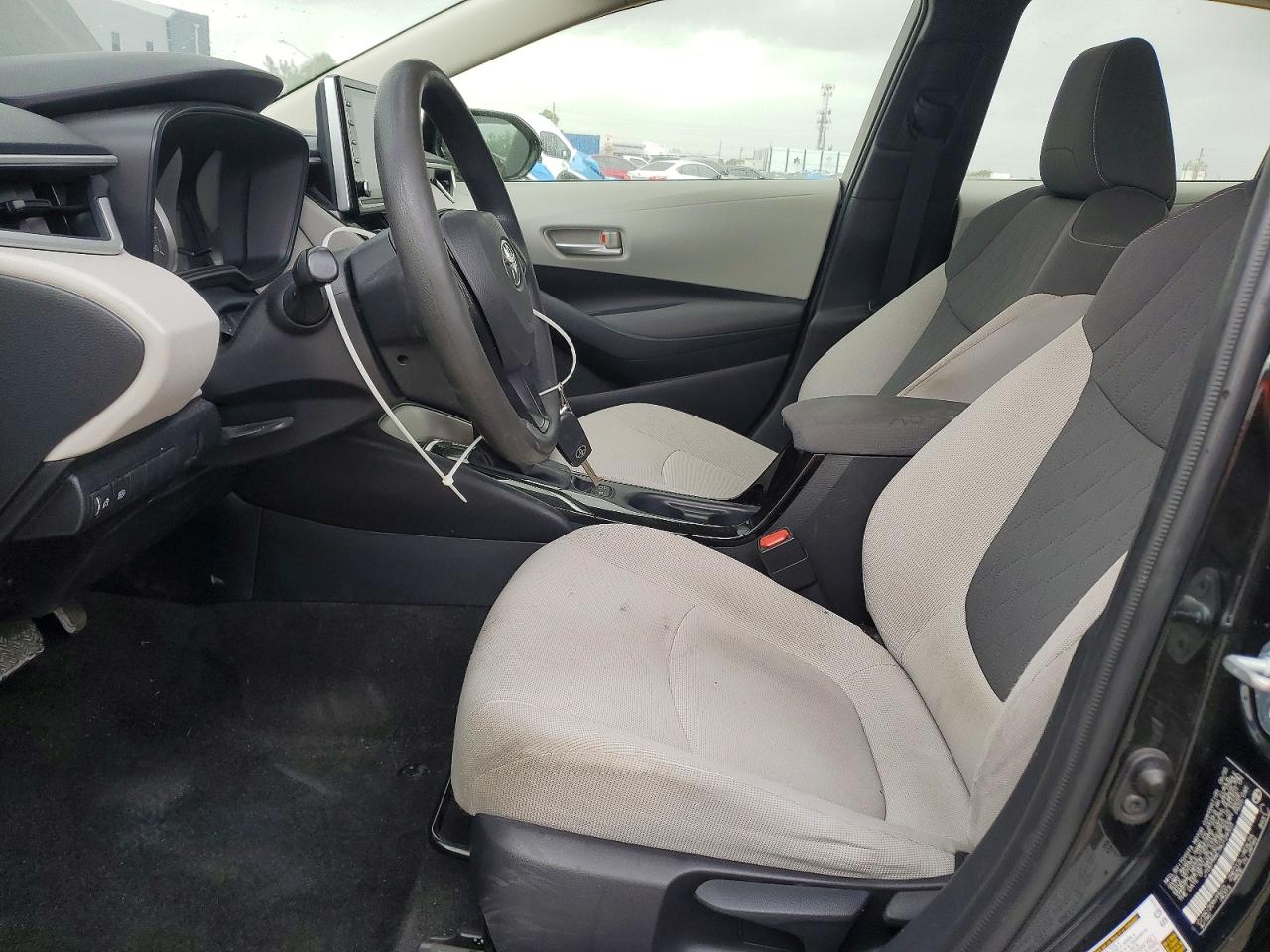2021 TOYOTA COROLLA LE photo 7