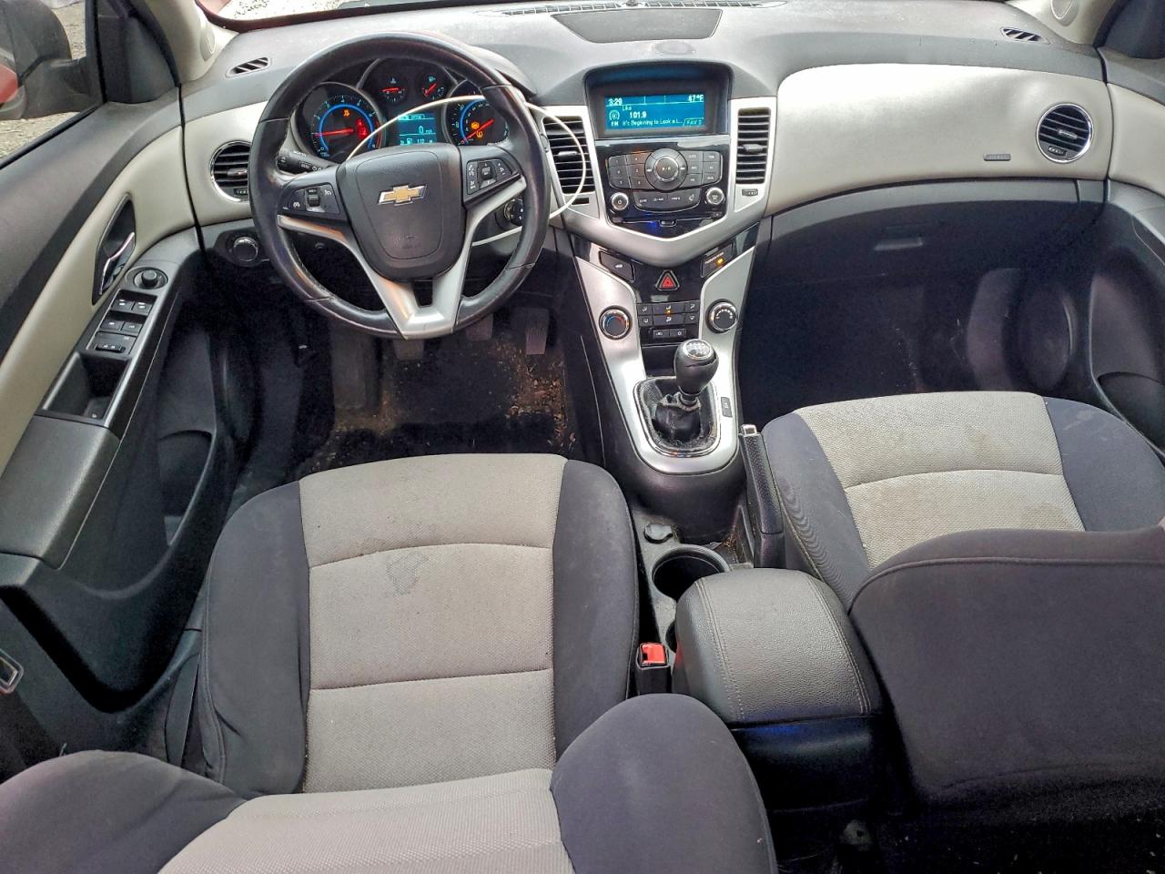 2016 CHEVROLET CRUZE LIMITED LS photo 15
