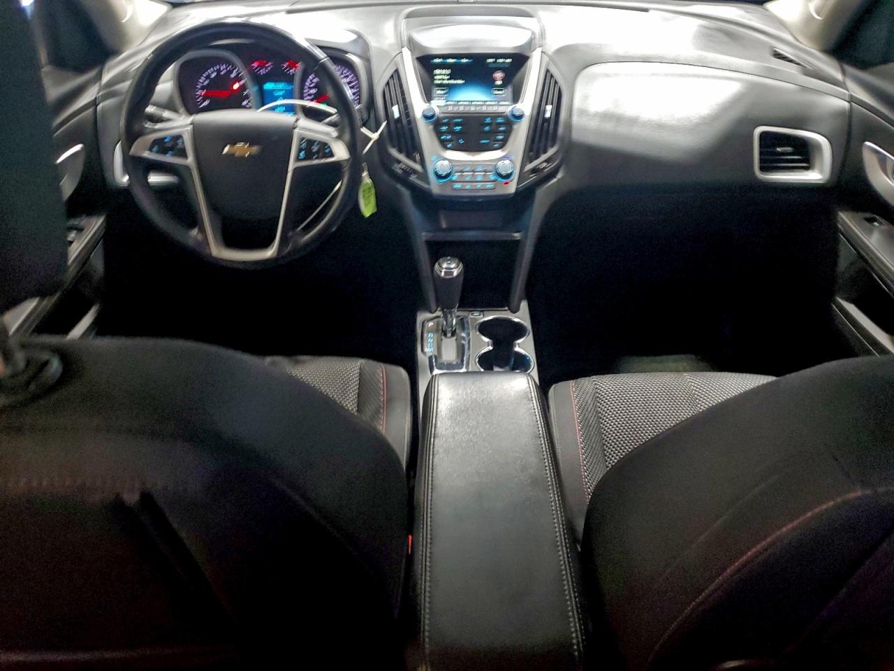 2017 CHEVROLET EQUINOX LT photo 8