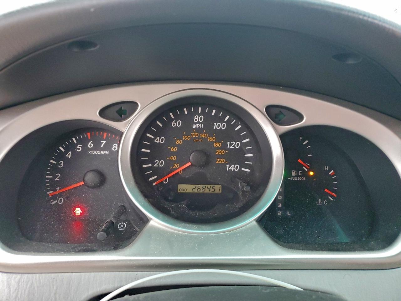 2005 TOYOTA HIGHLANDER LIMITED photo 9