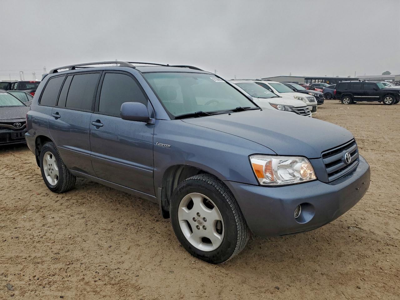 2005 TOYOTA HIGHLANDER LIMITED photo 4