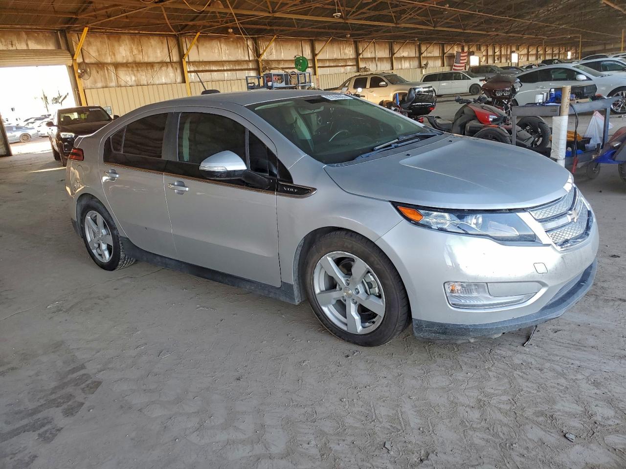 2015 CHEVROLET VOLT photo 4