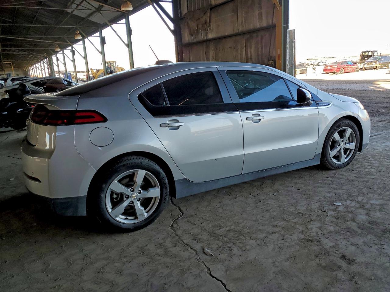 2015 CHEVROLET VOLT photo 3