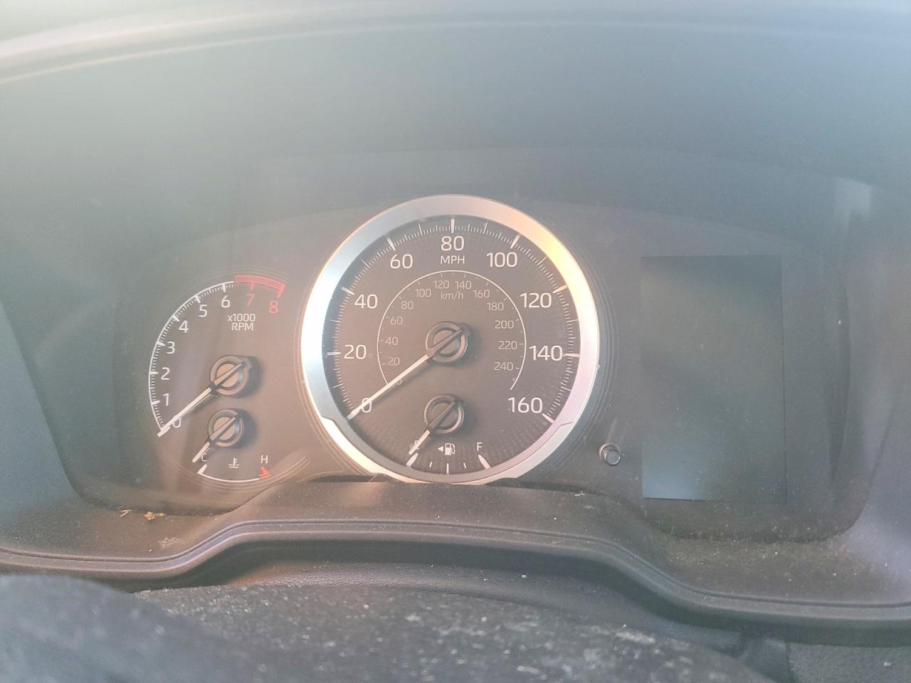 2021 TOYOTA COROLLA LE photo 9
