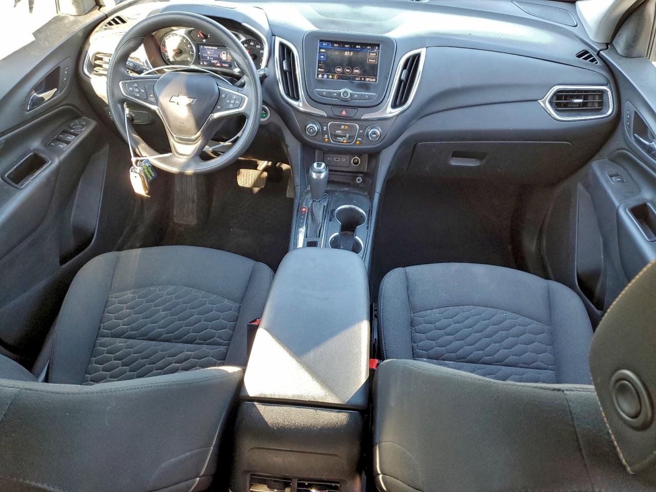 2020 CHEVROLET EQUINOX LT photo 8