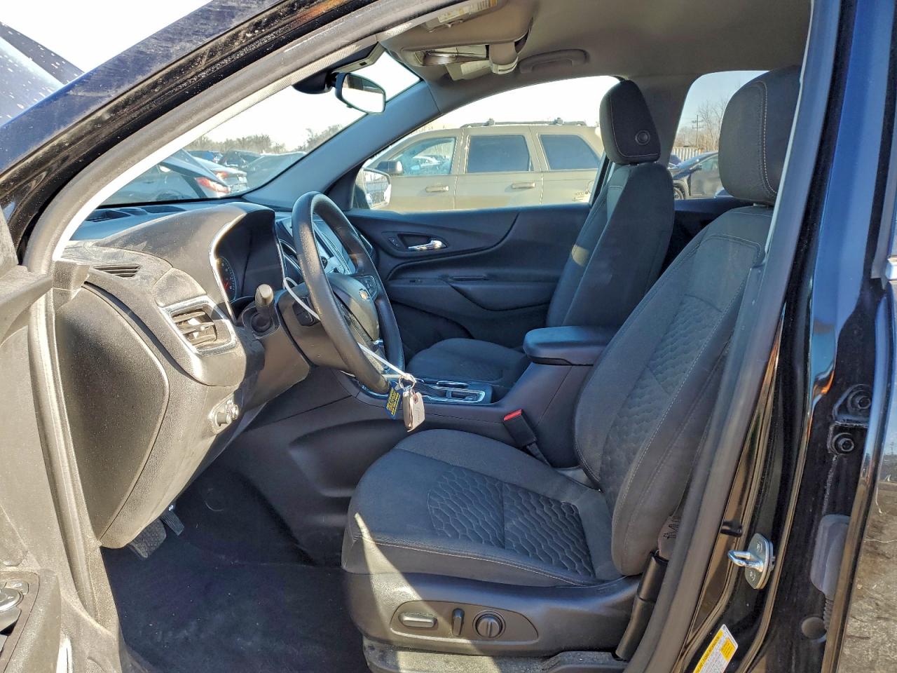 2020 CHEVROLET EQUINOX LT photo 7