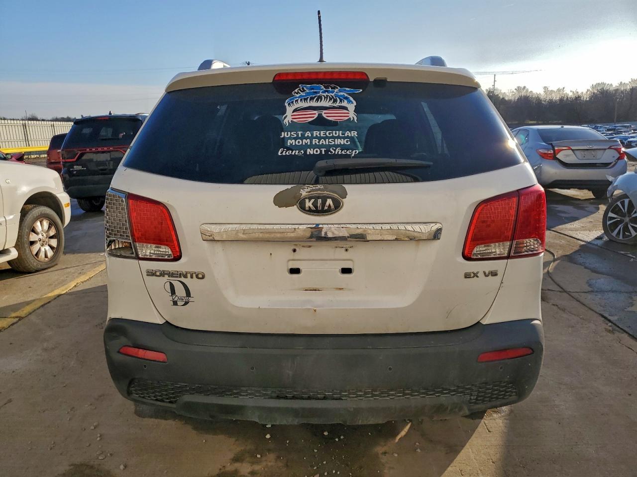 2011 KIA SORENTO EX photo 11
