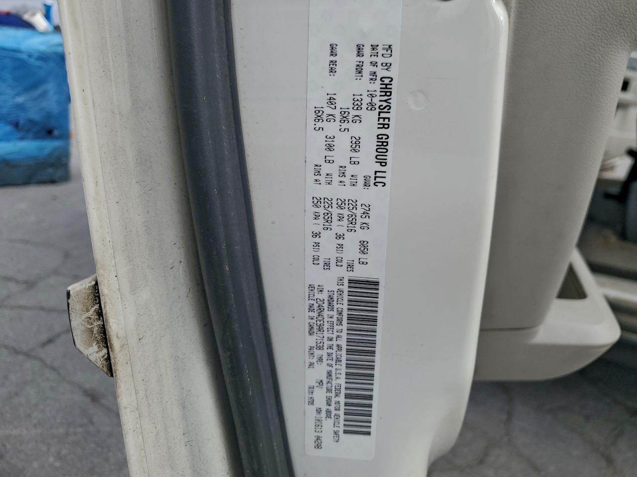2010 DODGE GRAND CARAVAN SE photo 27