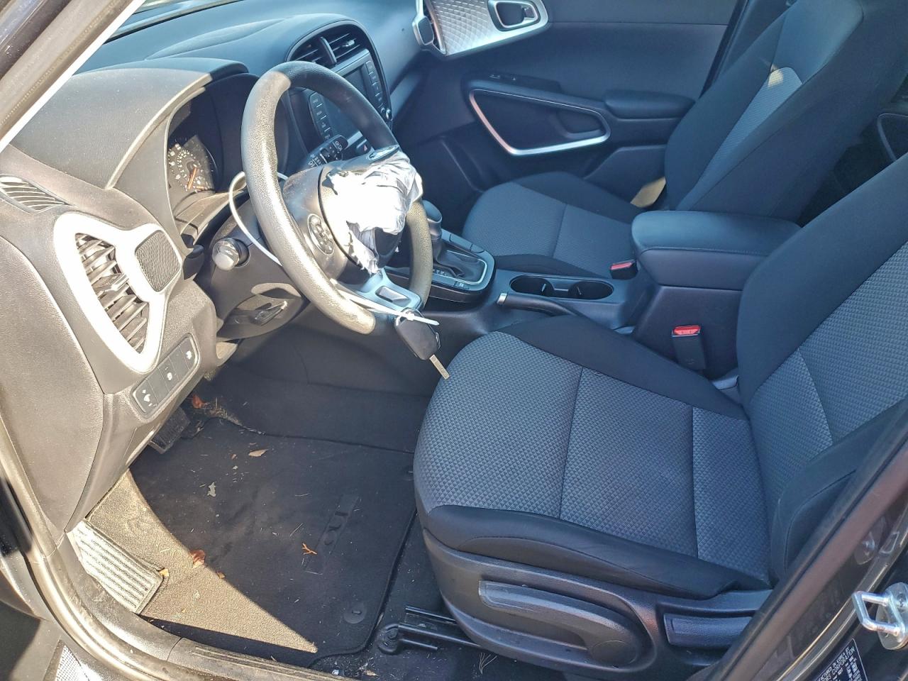 2020 KIA SOUL LX photo 19