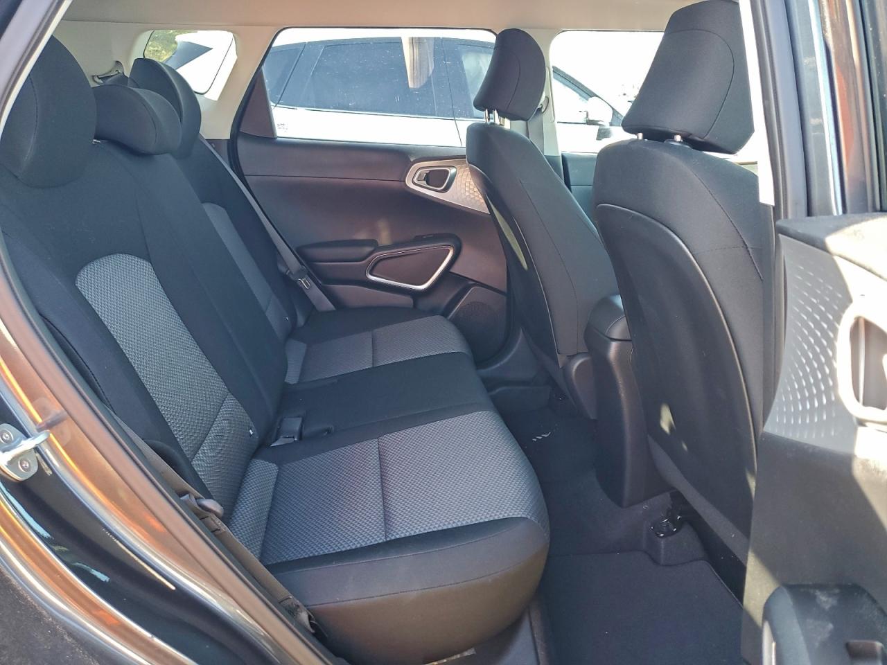 2020 KIA SOUL LX photo 31