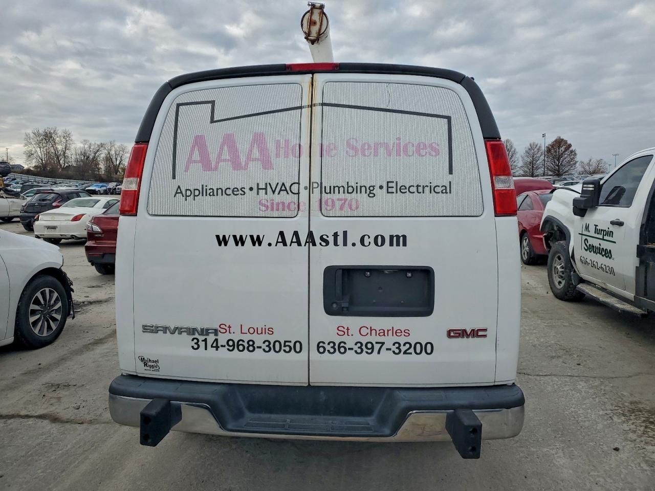 2019 GMC SAVANA G2500 photo 6